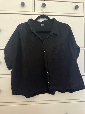 Black Cotton Button-Up Shirt